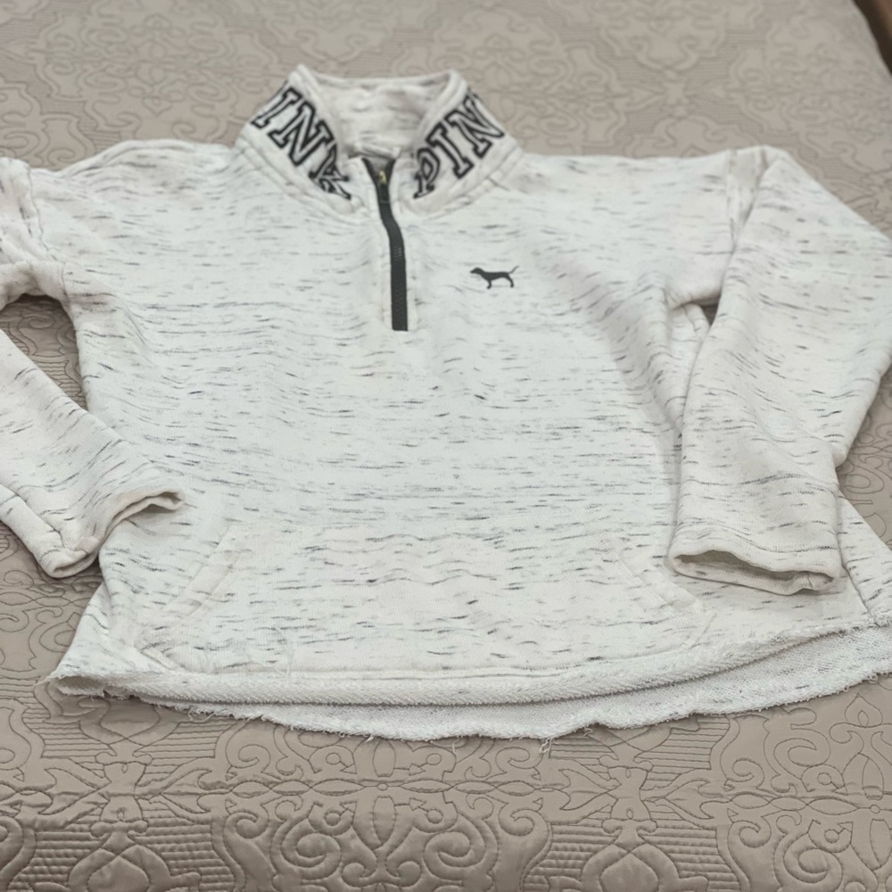 Pink Victoria’s Secret pullover - Picture 10 of 11